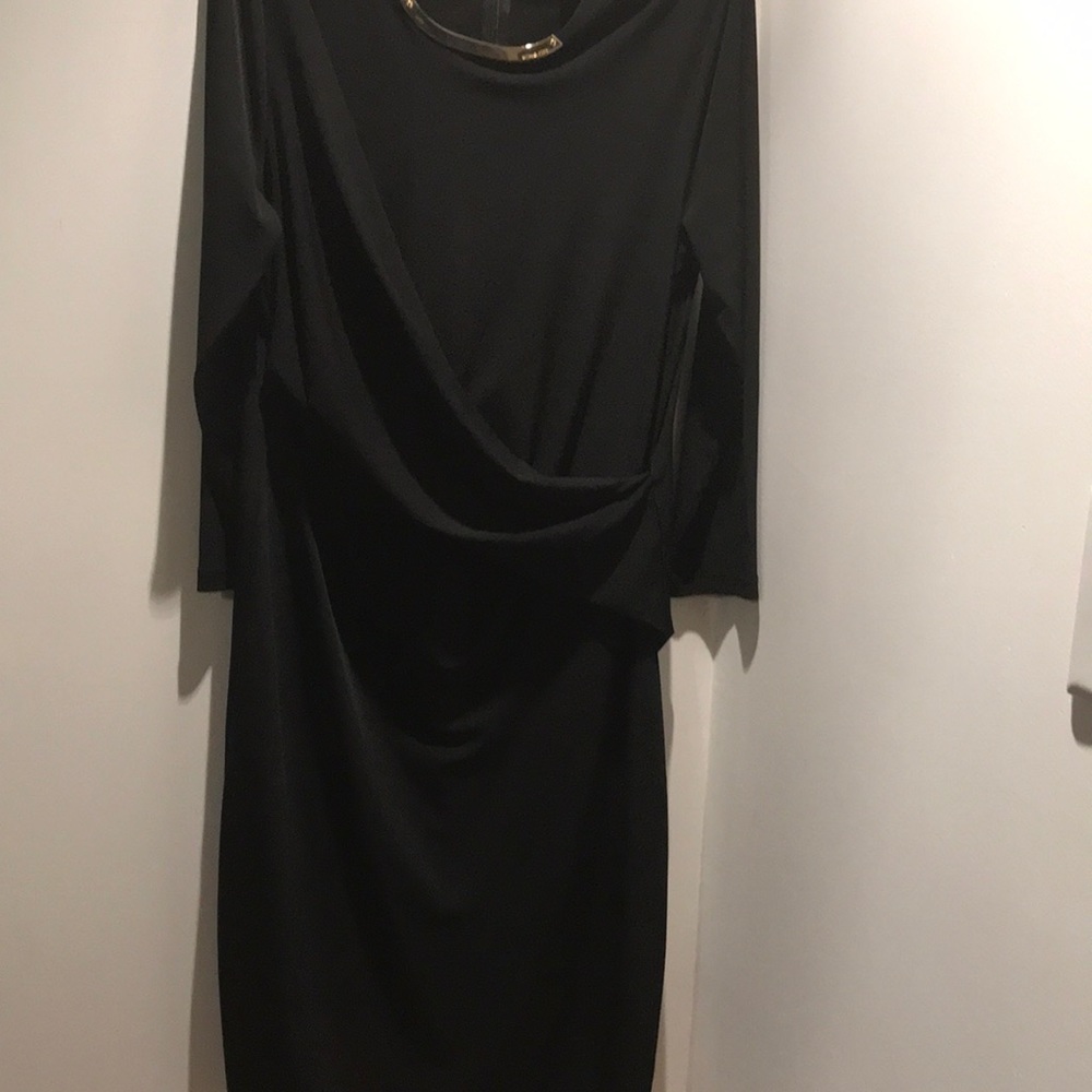 pretty black dress for the office or for a dinner